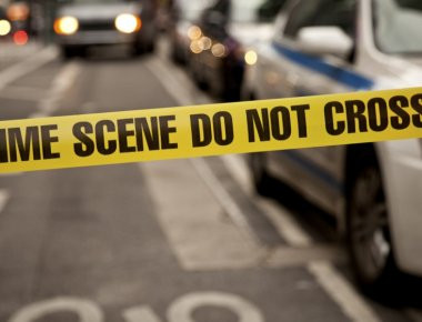 Συναγερμός στην Φιλαδέλφεια των ΗΠΑ: Μίνι βαν παρέσυρε πεζούς (φωτό)